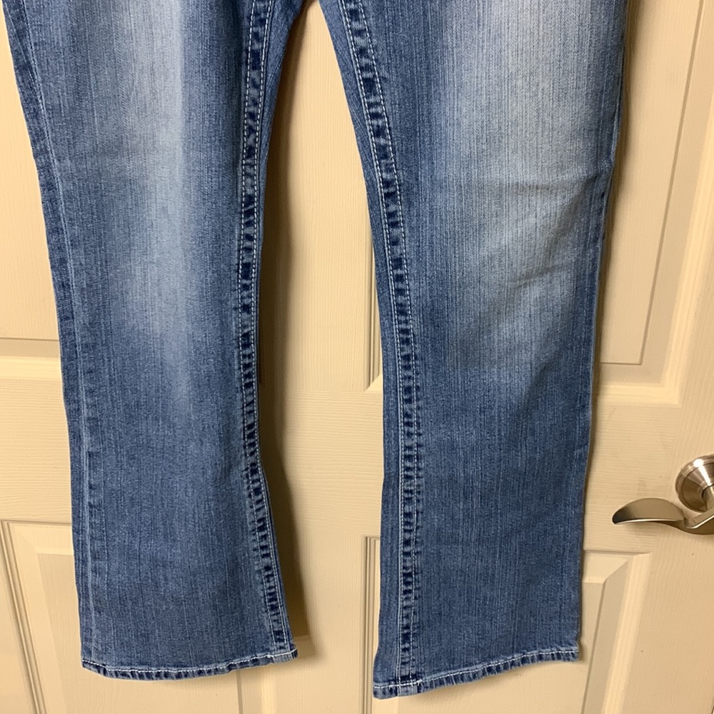 Jeans - Picture 3 of 8